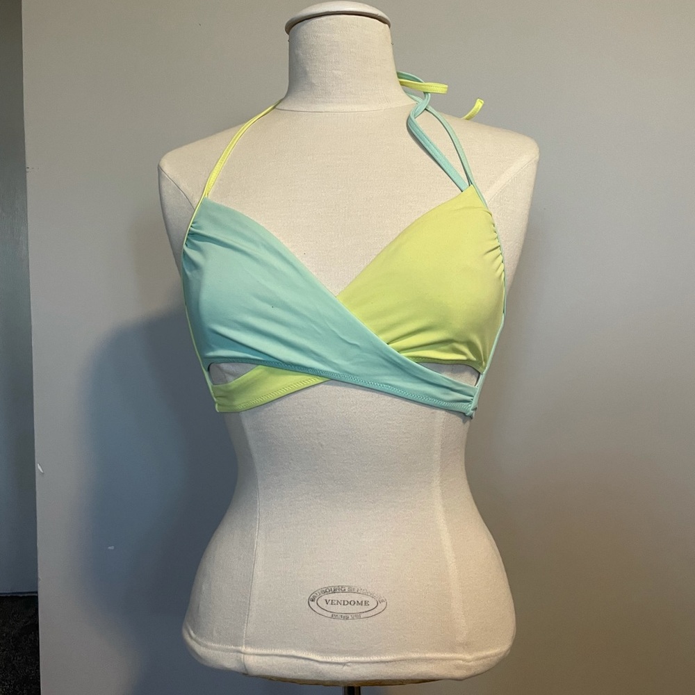 VS Pink swim top
